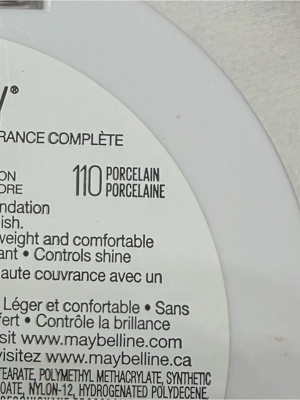 Maybelline Super Stay Powder Foundation - Light Beige Tone